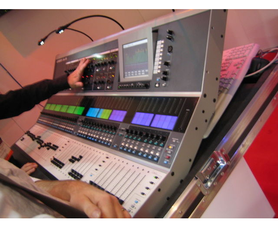 Консоль Allen Heath iLive 176 - 2308 за 0 грн. | 4Club